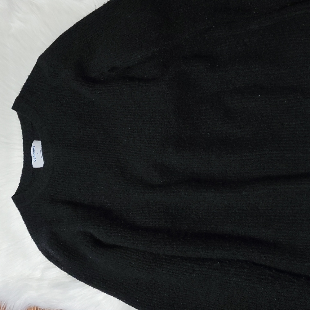 Old Navy sweater. Size:M